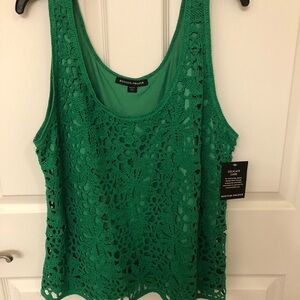 New with tags Boston Proper Kelly Green Crochet Lace Tank Top XL